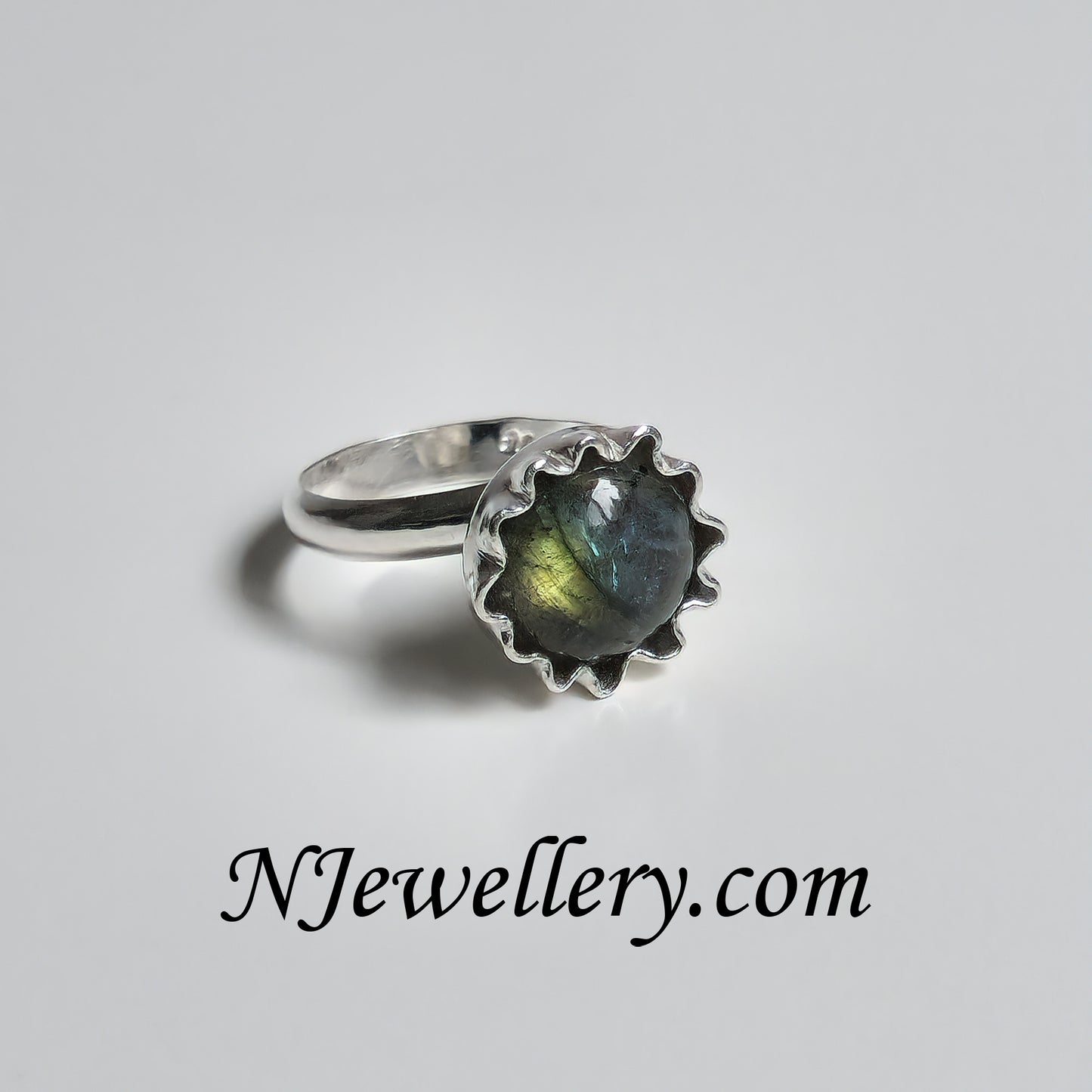 Labradorite flower silver ring