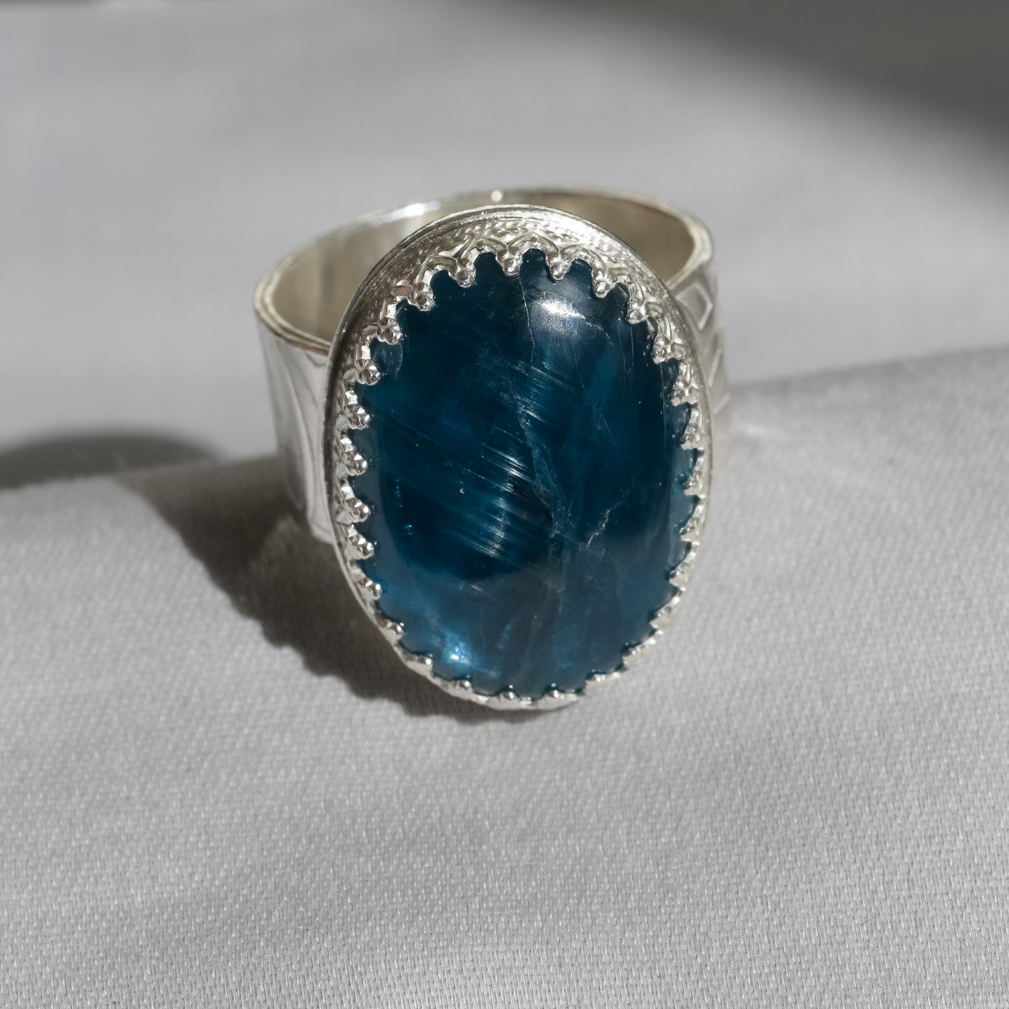 Alternate angle of Oceanic Dreams Kyanite Ring - Fine Silver Statement Ring