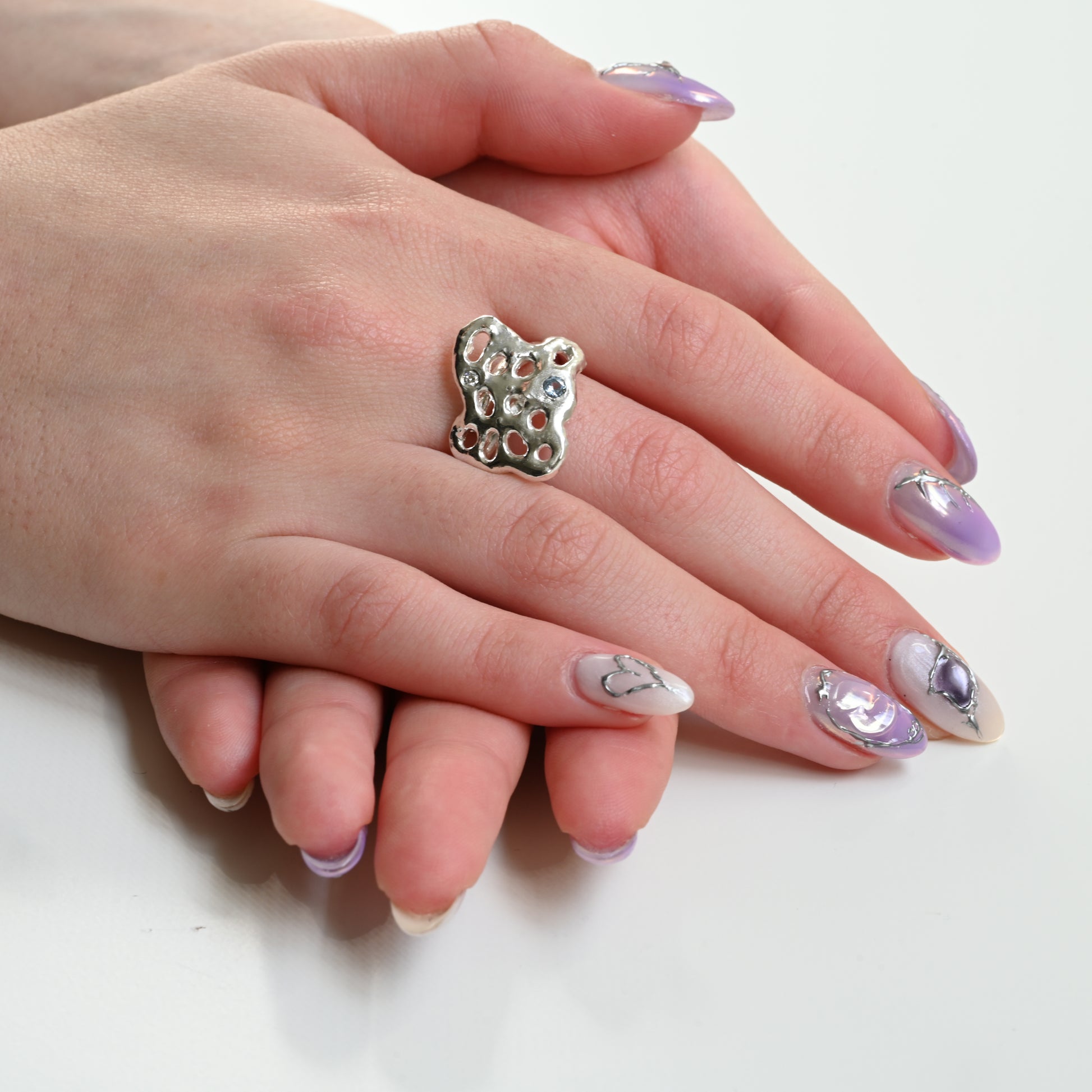 Side view of Cosmic Sapphire Diamond Ring - 999 Fine Silver