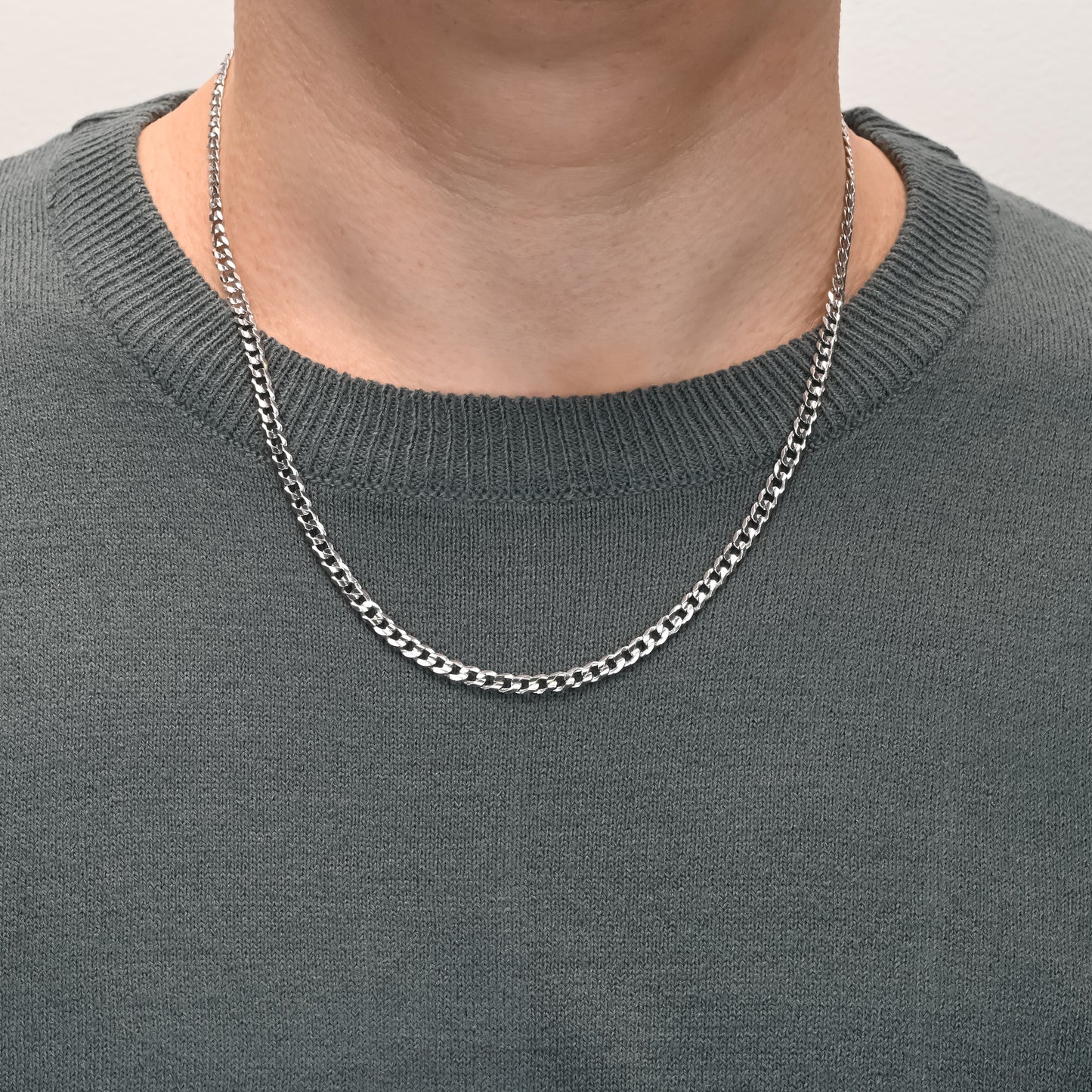 Curb silver chain rhodium plated 4.2mm