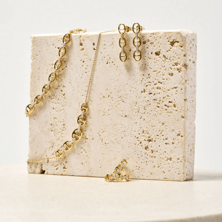 Bracelet 0.5ct Solid Yellow Gold — side view